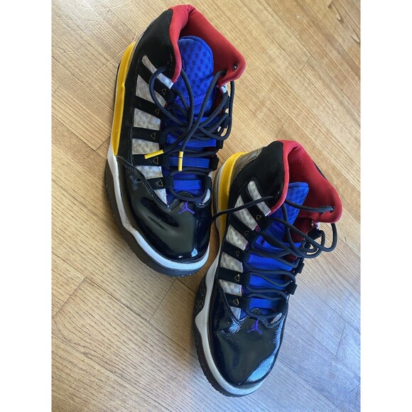 Nike Air Jordan Max Aura Basketball CQ9451-001 Men’s Size 9 Hi Top Sneakers